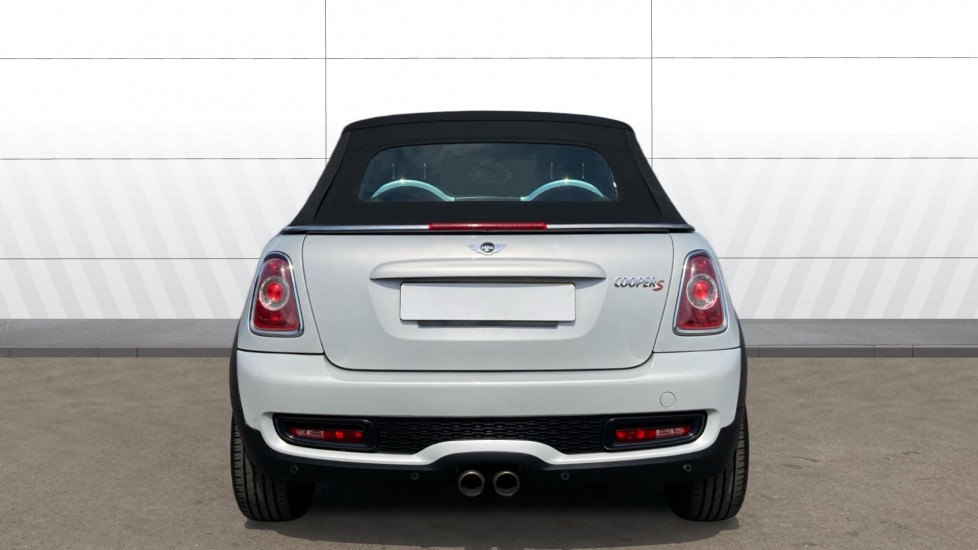 MINI Convertible 1.6 Cooper S 2dr Petrol Convertible - Image 6