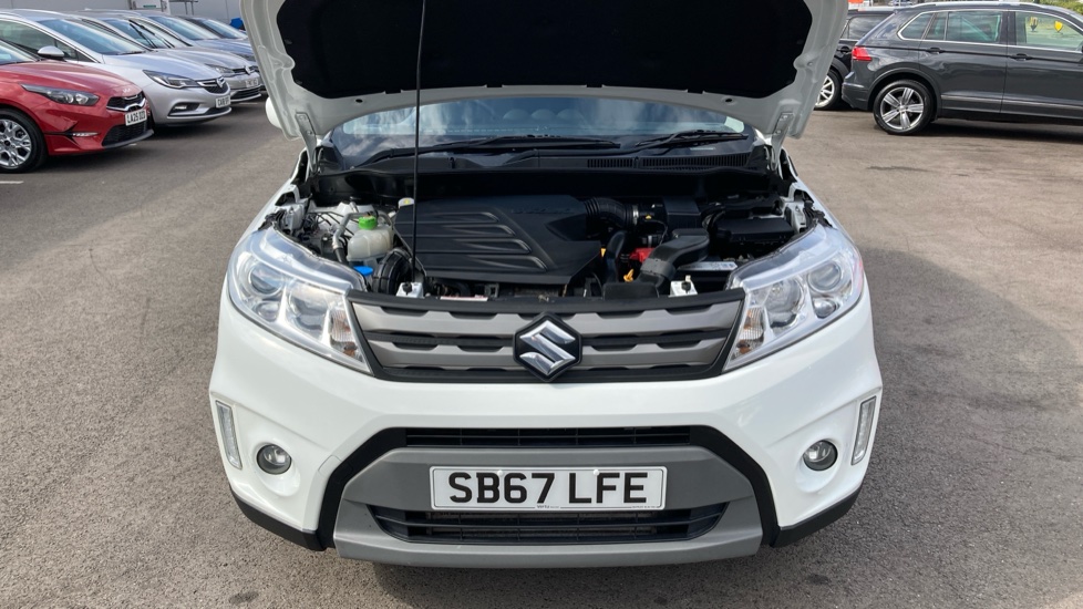 Suzuki Vitara 1.6 DDiS SZ-T 5dr Diesel Estate - Image 8