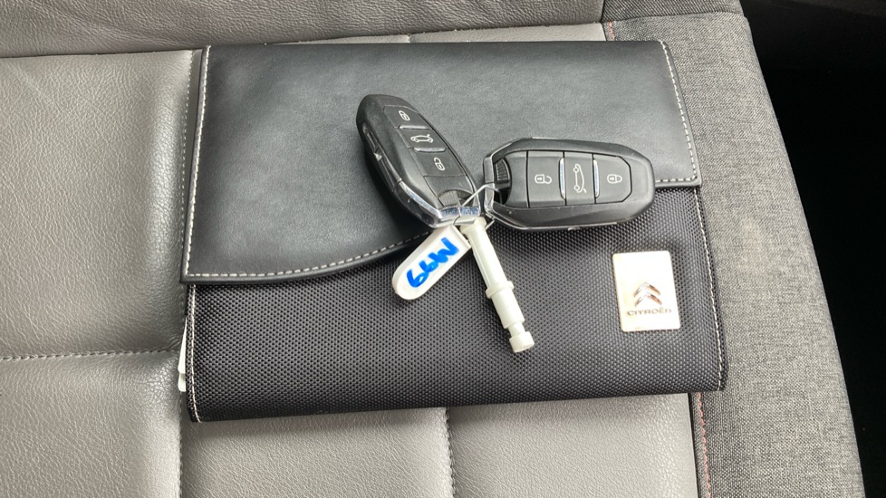 Citroen C5 Aircross 1.6 PureTech 180 Flair Plus 5dr EAT8 Petrol Hatchback - Image 19