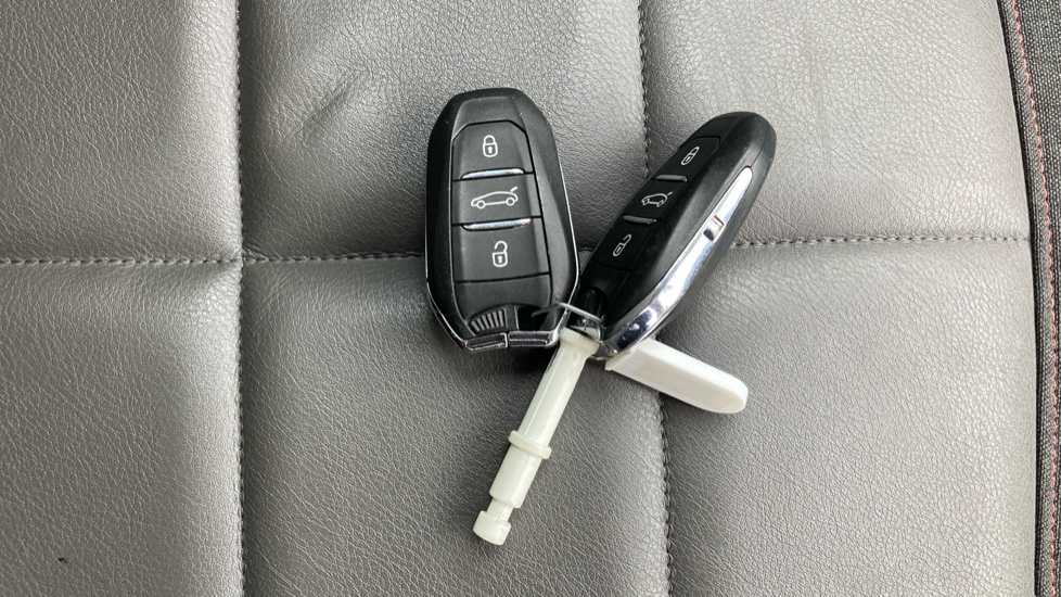 Citroen C5 Aircross 1.6 PureTech 180 Flair Plus 5dr EAT8 Petrol Hatchback - Image 20