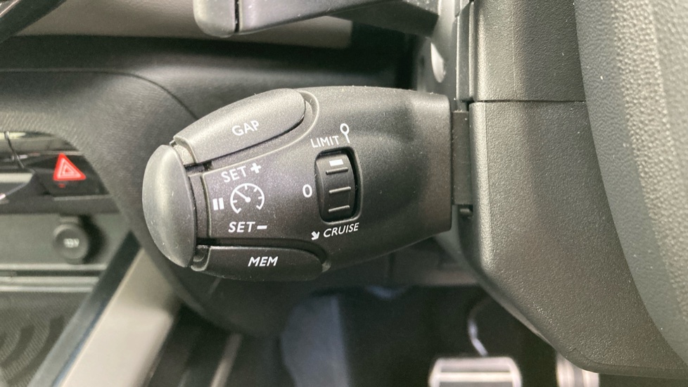 Citroen C5 Aircross 1.6 PureTech 180 Flair Plus 5dr EAT8 Petrol Hatchback - Image 39