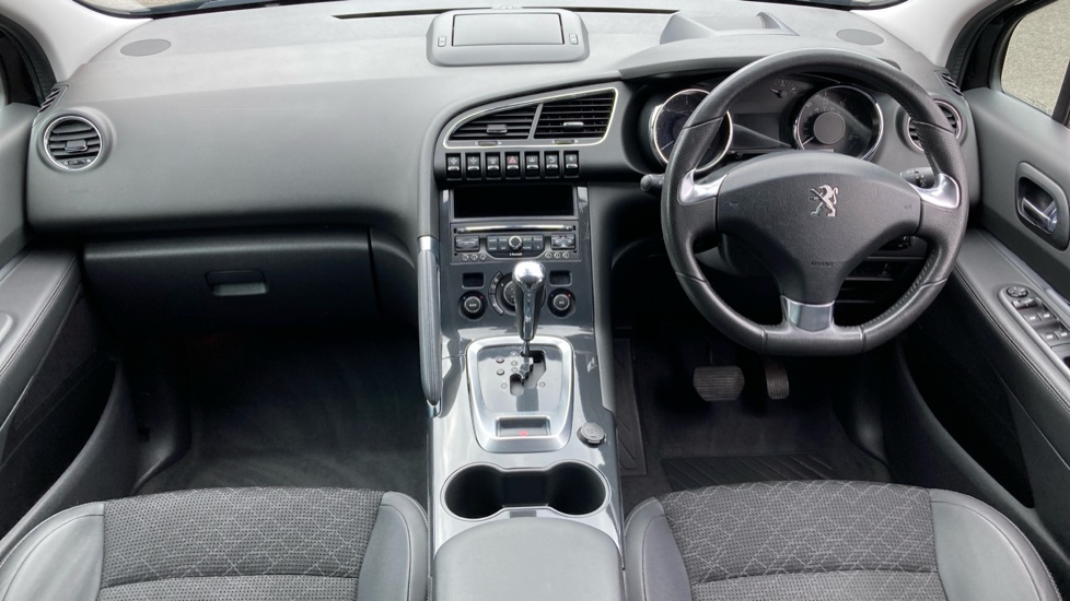 Peugeot 3008 1.6 BlueHDi 120 Allure 5dr EAT6 Diesel Estate - Image 10