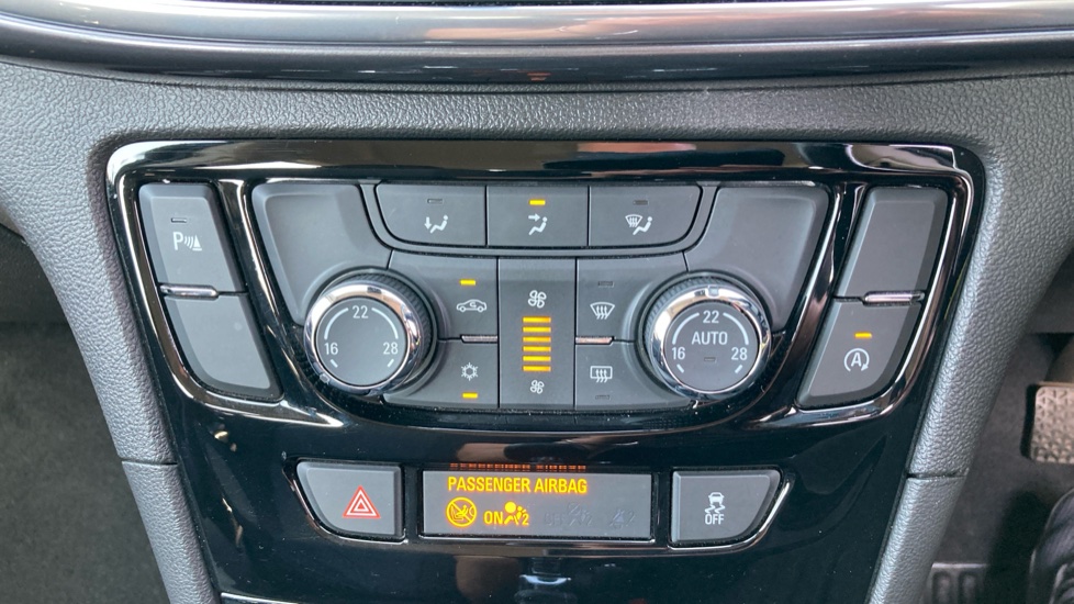 Vauxhall Mokka X 1.4T ecoTEC Active 5dr Petrol Hatchback - Image 25