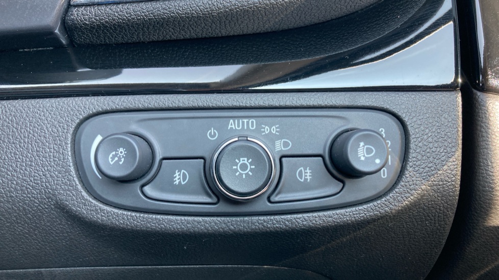 Vauxhall Mokka X 1.4T ecoTEC Active 5dr Petrol Hatchback - Image 31