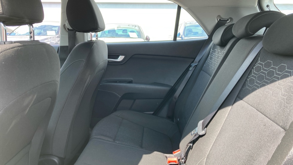 Kia Rio 1.0 T GDi 2 5dr Petrol Hatchback - Image 16