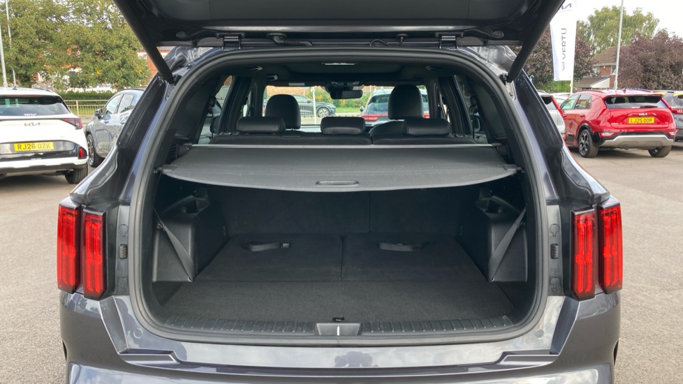 Kia Sorento 1.6 T-GDi HEV Edition 5dr Auto Hybrid Station Wagon - Image 4