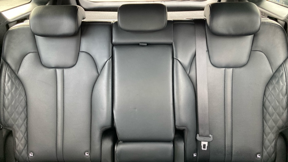 Kia Sorento 1.6 T-GDi HEV Edition 5dr Auto Hybrid Station Wagon - Image 15