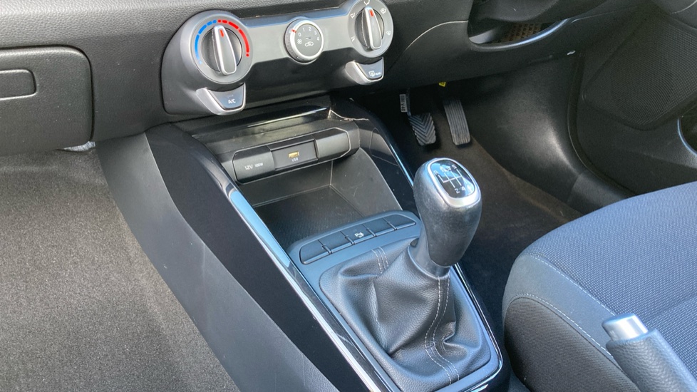 Kia Rio 1.0 T GDi 2 5dr Petrol Hatchback - Image 13