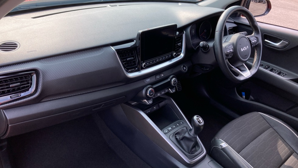 Kia Stonic 1.0T GDi 48V GT-Line S 5dr Petrol Estate - Image 9