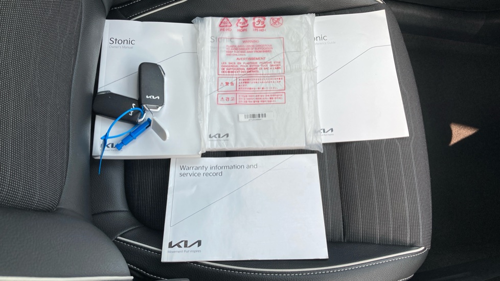 Kia Stonic 1.0T GDi 48V GT-Line S 5dr Petrol Estate - Image 19
