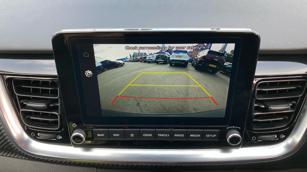 Kia Stonic 1.0T GDi 48V GT-Line S 5dr Petrol Estate - Image 31