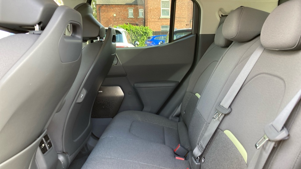 Kia EV2 107kW First Edition 42kWh 5dr Auto Electric Hatchback - Image 16