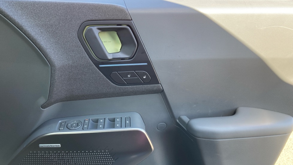 Kia EV2 107kW First Edition 42kWh 5dr Auto Electric Hatchback - Image 22