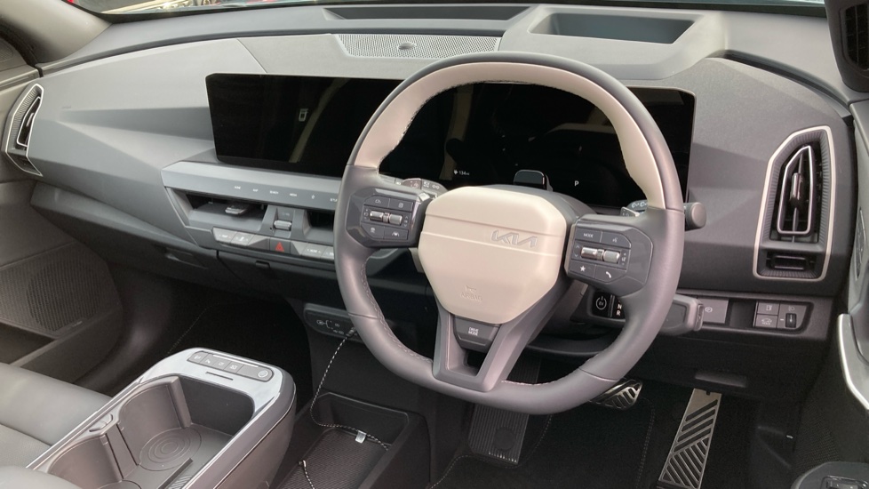 Kia EV5 160kW GT-Line S 81.4kWh 5dr Auto Electric Estate - Image 11
