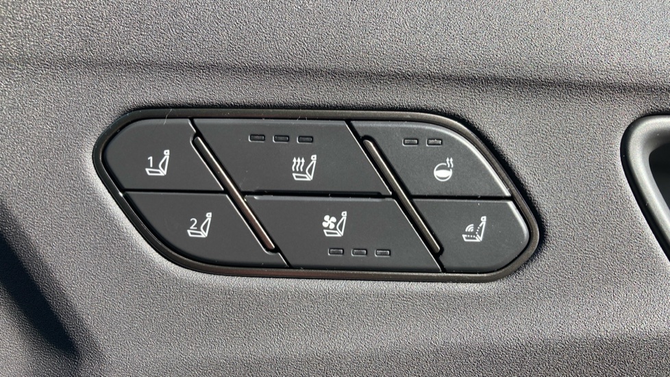 Kia EV5 160kW GT-Line S 81.4kWh 5dr Auto Electric Estate - Image 24
