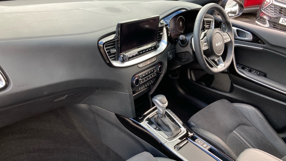 Kia Xceed 1.5T GDi ISG GT-Line S 5dr DCT Petrol Hatchback - Image 9