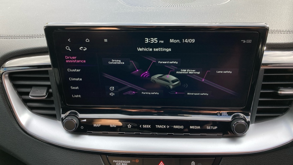 Kia Xceed 1.5T GDi ISG GT-Line S 5dr DCT Petrol Hatchback - Image 36