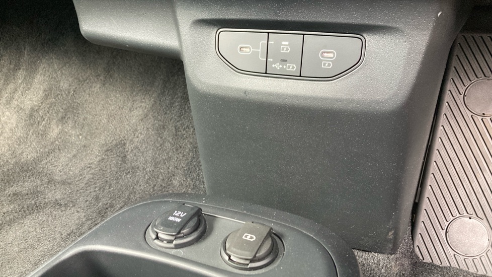 Kia EV6 168kW Air 84kWh 5dr Auto Electric Estate - Image 26