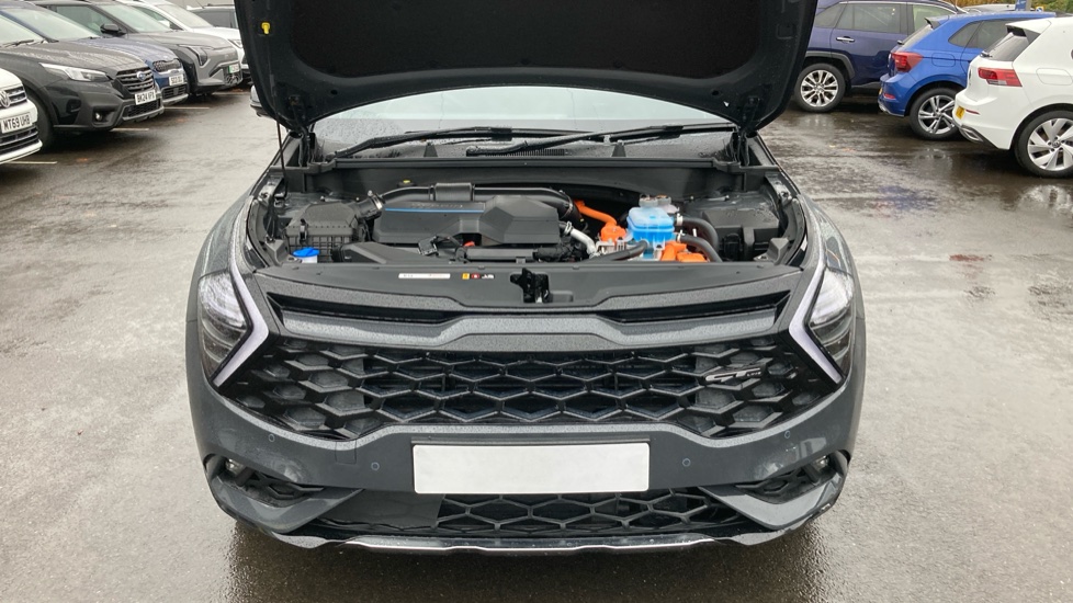 Kia Sportage 1.6T GDi 241 PHEV GT-Line S 5dr Auto AWD Estate - Image 8