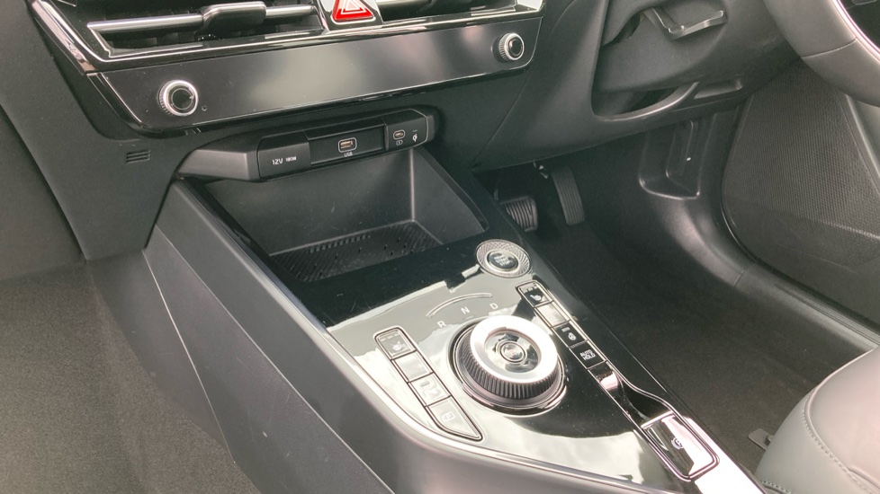 Kia Niro 1.6 GDi Hybrid 3 5dr DCT Hybrid Estate - Image 13