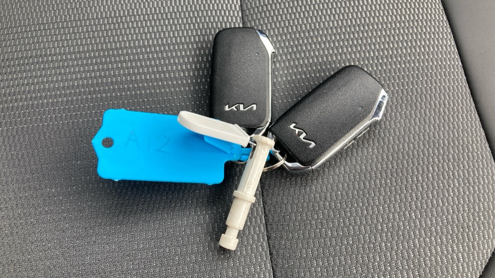 Kia Niro 1.6 GDi Hybrid 3 5dr DCT Hybrid Estate - Image 20