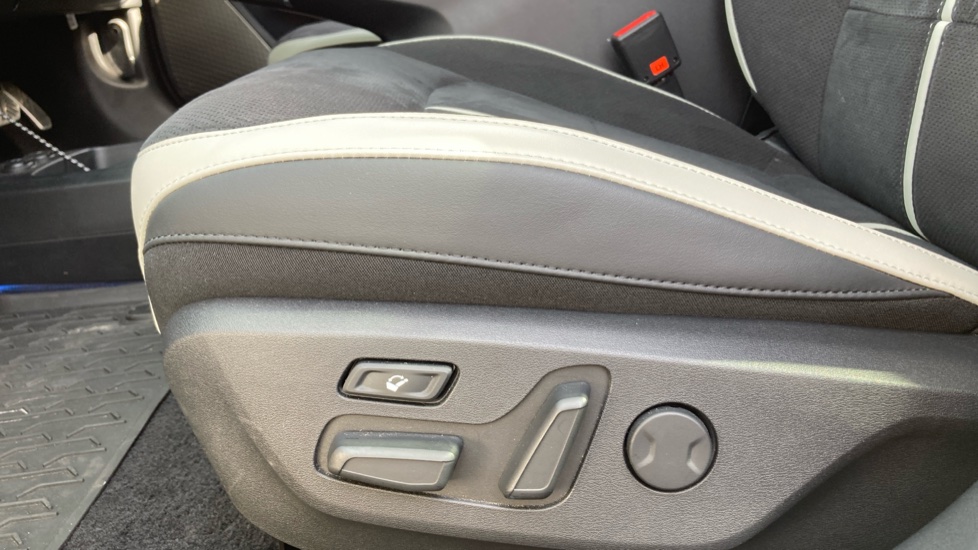 Kia EV6 239kW GT Line S 84kWh 5dr AWD Auto Electric Estate - Image 25