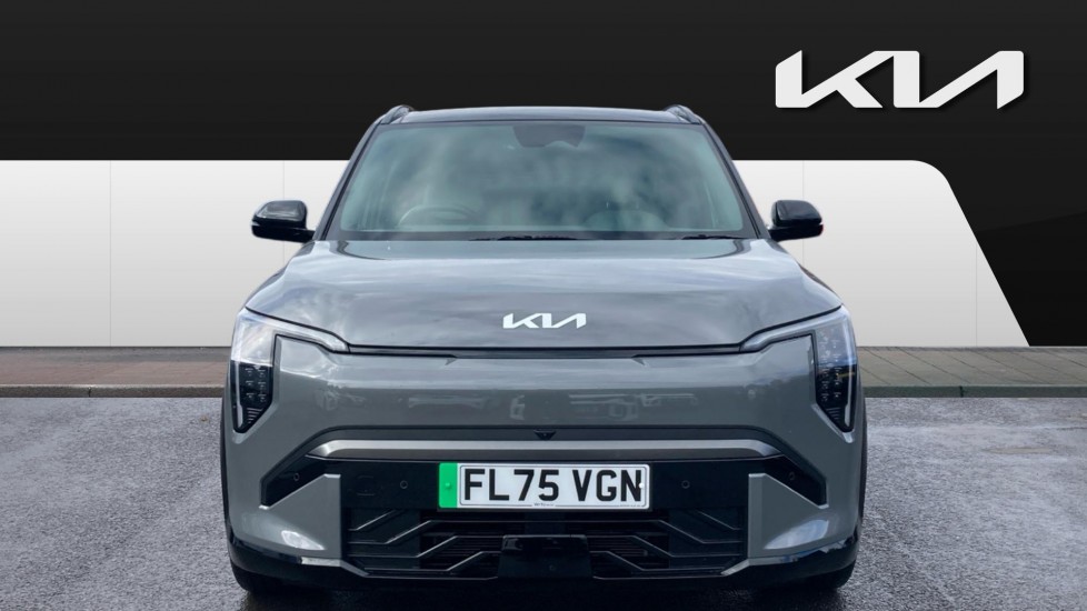 Kia EV3 150kW GT-Line S 81.4kWh 5dr Auto Electric Estate - Image 3