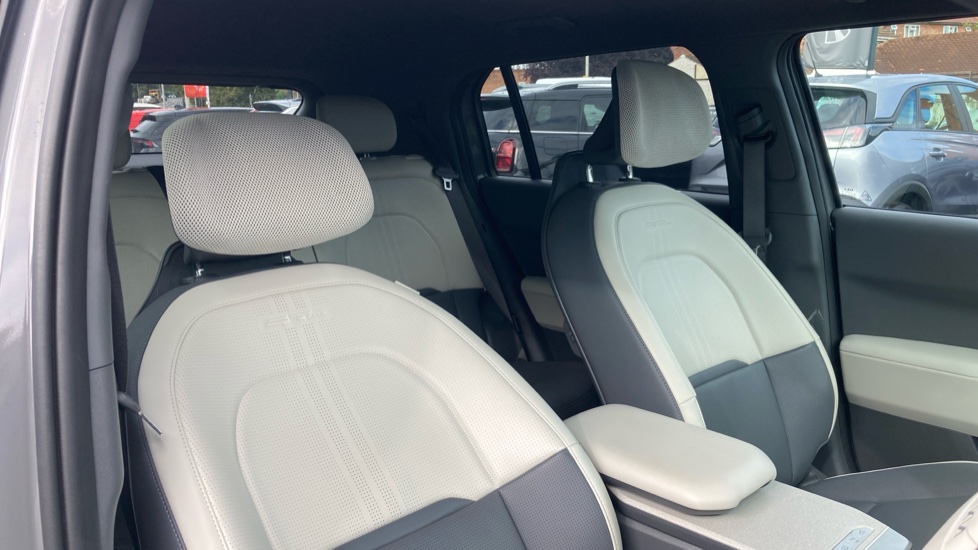 Kia EV3 150kW GT-Line S 81.4kWh 5dr Auto Electric Estate - Image 21