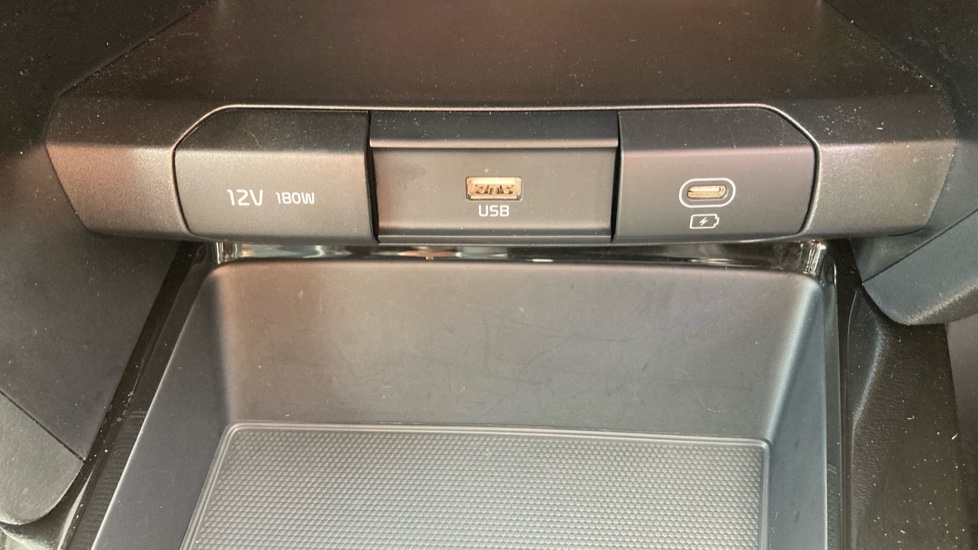 Kia Xceed 1.0T GDi ISG 113 Pure 5dr Petrol Hatchback - Image 25
