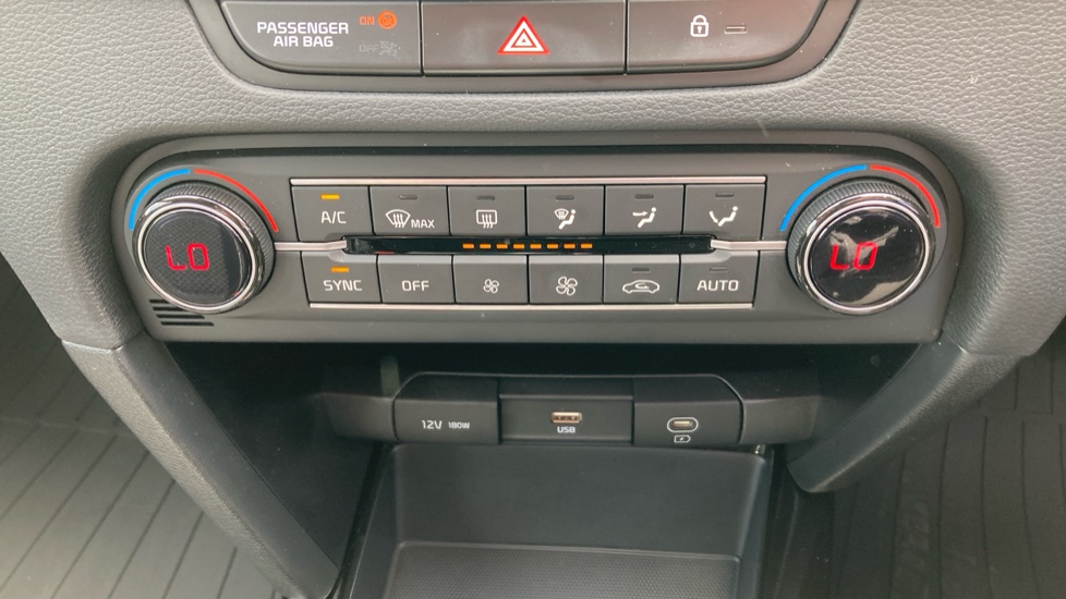 Kia Xceed 1.0T GDi ISG 113 Pure 5dr Petrol Hatchback - Image 26