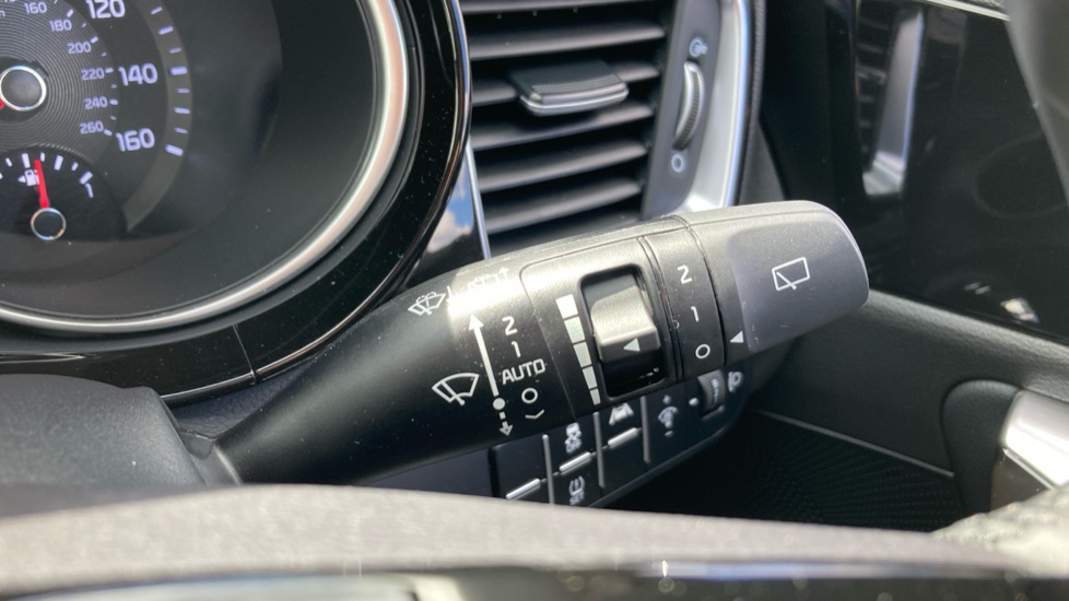 Kia Xceed 1.0T GDi ISG 113 Pure 5dr Petrol Hatchback - Image 39