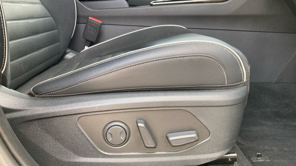 Kia Sportage 1.6T GDi 207 HEV GT-Line S 5dr Auto Hybrid Estate - Image 22