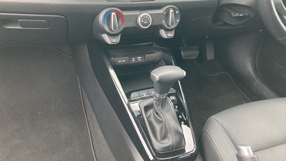 Kia Stonic 1.0T GDi Maxx 5dr Petrol Estate - Image 13