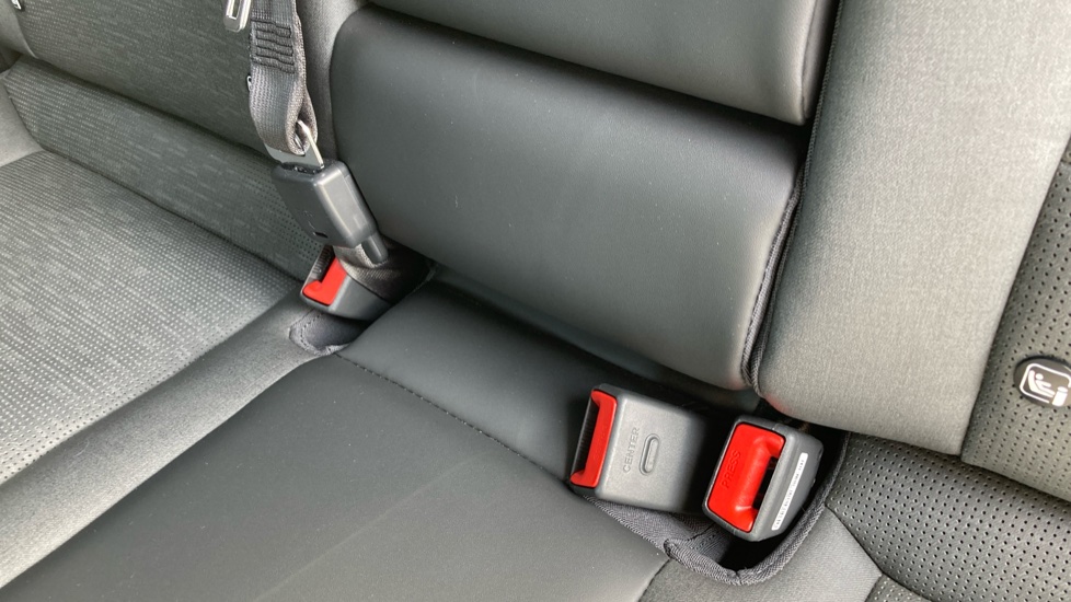 Kia Niro 1.6 GDi Hybrid 4 5dr DCT Hybrid Estate - Image 17