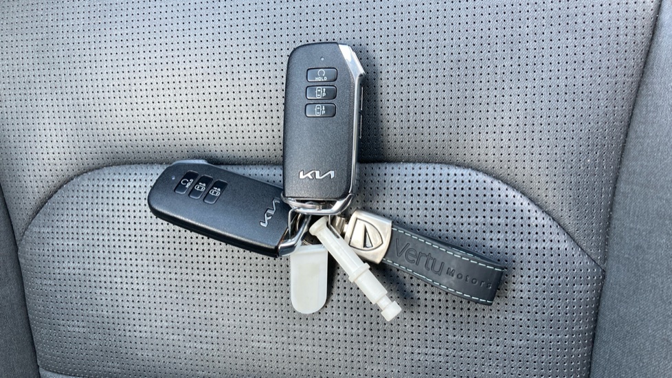 Kia Niro 1.6 GDi Hybrid 4 5dr DCT Hybrid Estate - Image 20