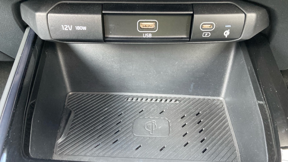 Kia Niro 1.6 GDi Hybrid 4 5dr DCT Hybrid Estate - Image 27
