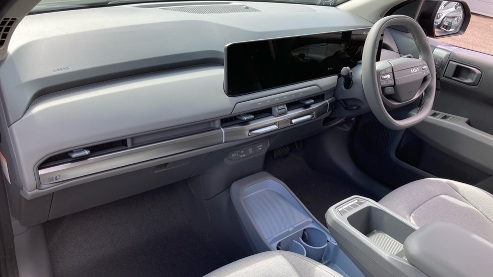 Kia EV3 150kW Air 81.4kWh 5dr Auto Electric Estate - Image 9