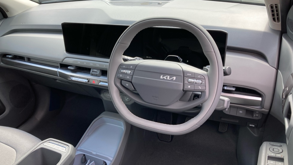 Kia EV3 150kW Air 81.4kWh 5dr Auto Electric Estate - Image 11