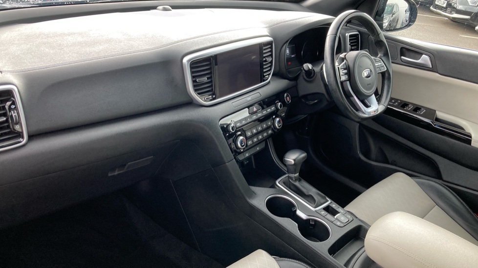 Kia Sportage 1.6T GDi ISG GT-Line 5dr DCT Auto [AWD] Petrol Estate - Image 9
