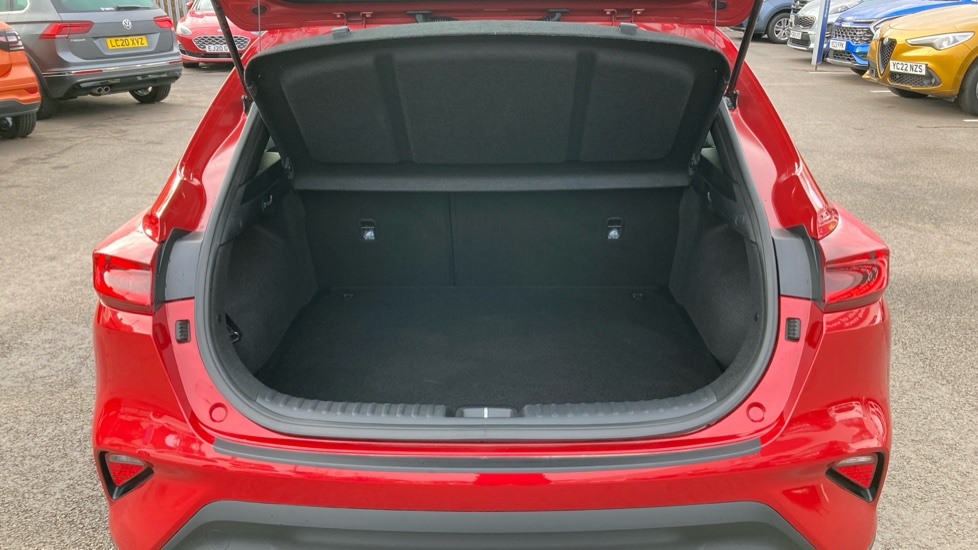 Kia Xceed 1.5T GDi ISG 2 5dr Petrol Hatchback - Image 4