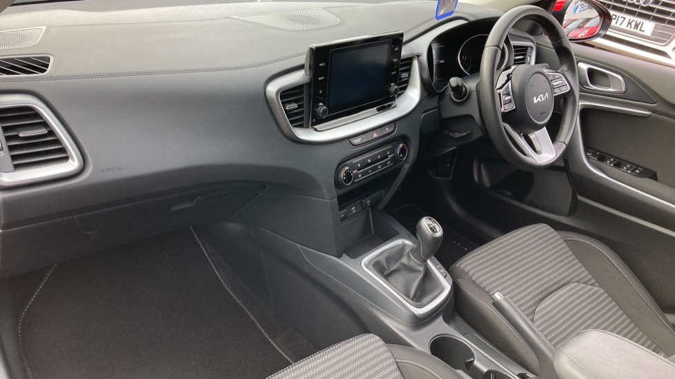 Kia Xceed 1.5T GDi ISG 2 5dr Petrol Hatchback - Image 9