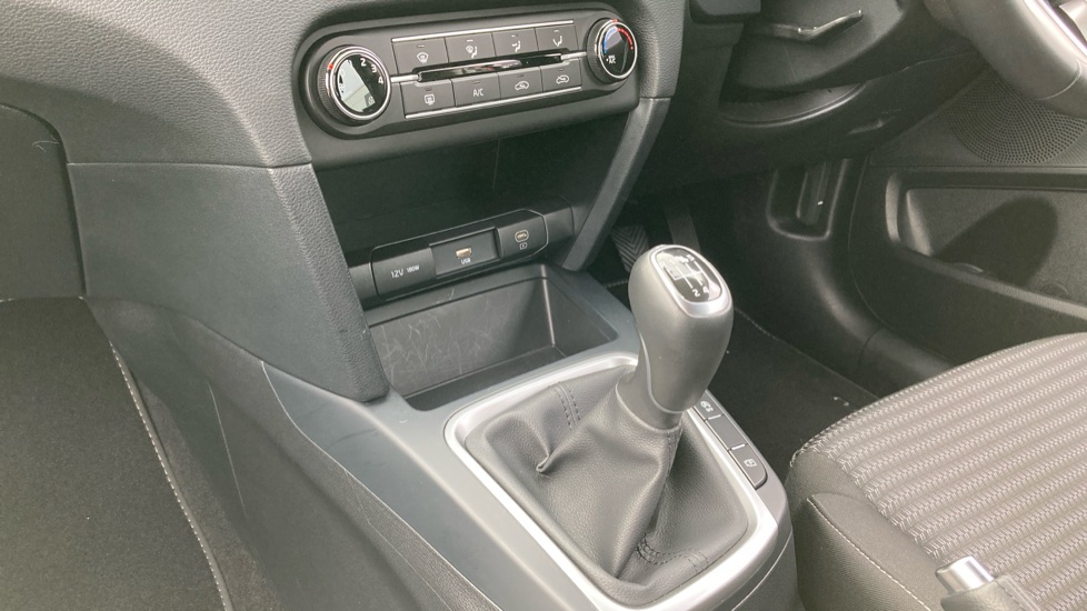 Kia Xceed 1.5T GDi ISG 2 5dr Petrol Hatchback - Image 13