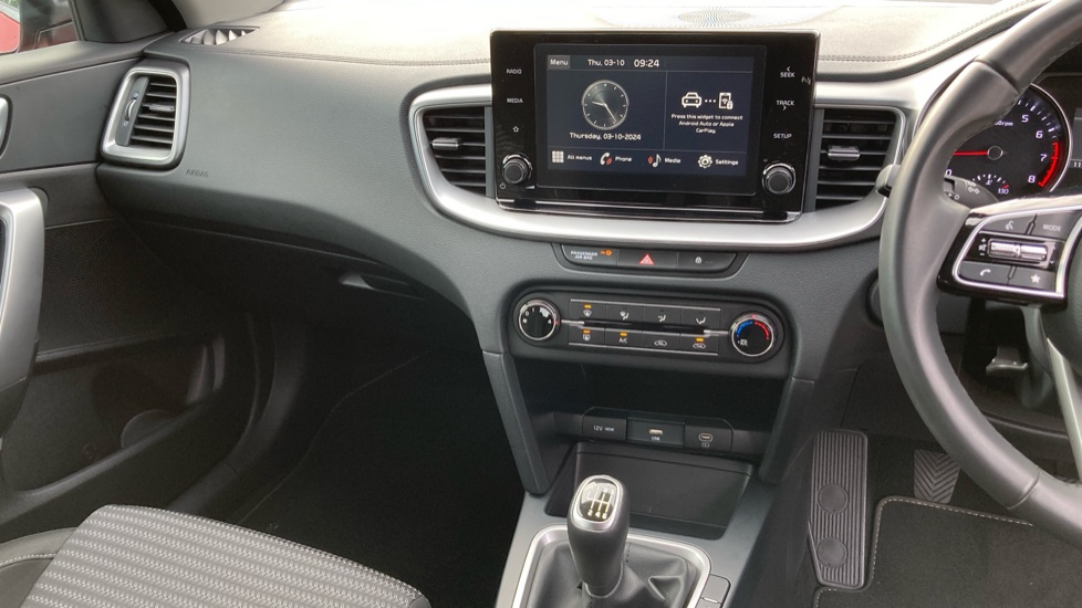 Kia Xceed 1.5T GDi ISG 2 5dr Petrol Hatchback - Image 14