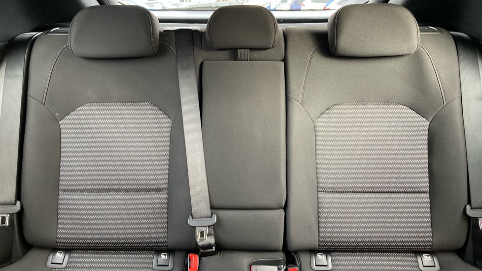 Kia Xceed 1.5T GDi ISG 2 5dr Petrol Hatchback - Image 15