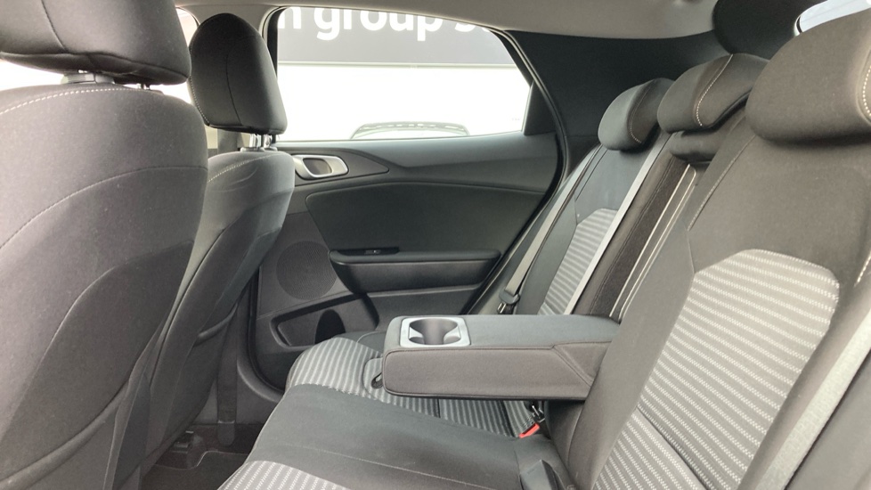 Kia Xceed 1.5T GDi ISG 2 5dr Petrol Hatchback - Image 16