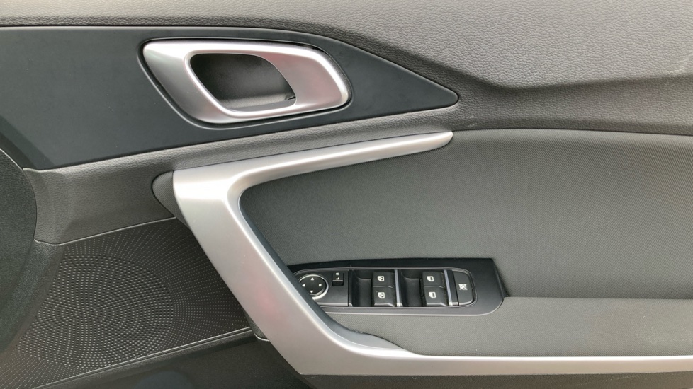 Kia Xceed 1.5T GDi ISG 2 5dr Petrol Hatchback - Image 22