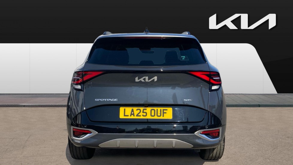 Kia Sportage 1.6T GDi 241 PHEV GT-Line S 5dr Auto AWD Estate - Image 6
