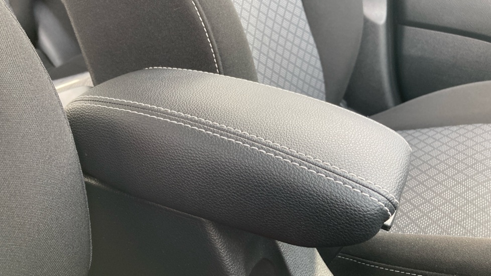 Kia Picanto 1.0 2 5dr Petrol Hatchback - Image 23