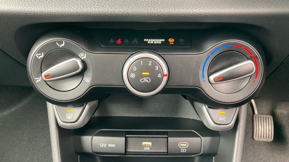 Kia Picanto 1.0 2 5dr Petrol Hatchback - Image 27