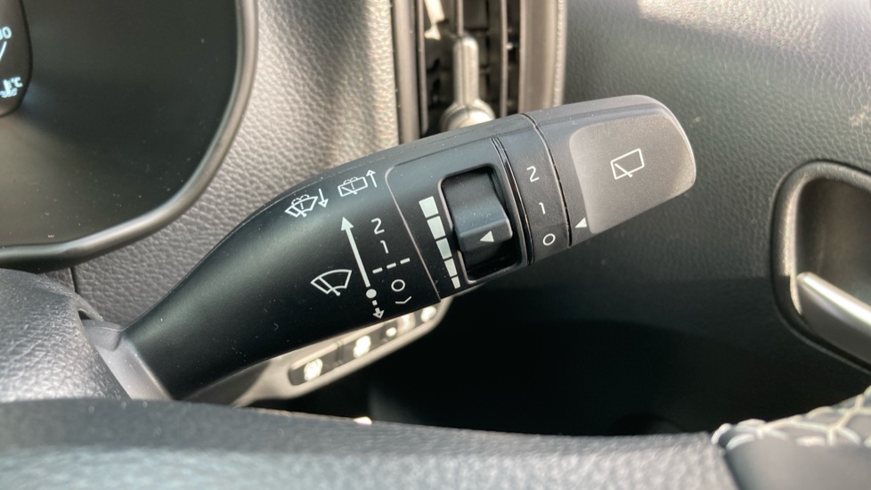 Kia Picanto 1.0 2 5dr Petrol Hatchback - Image 39